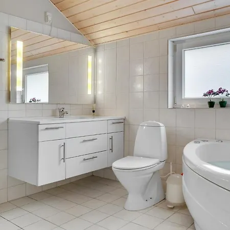 Holiday home In With Kitchen Hovborg